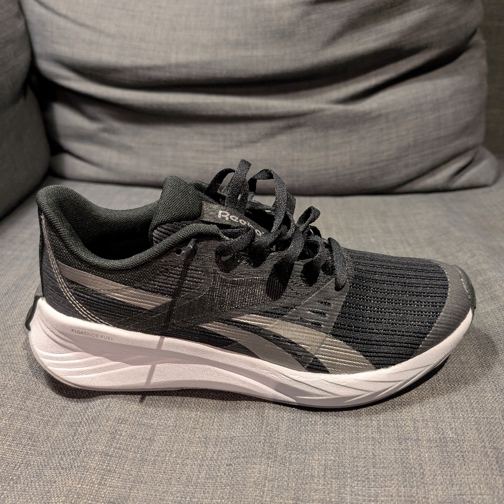 Reebok Black Athletic Shoes with Breathable Mesh - Picture 3 of 7
